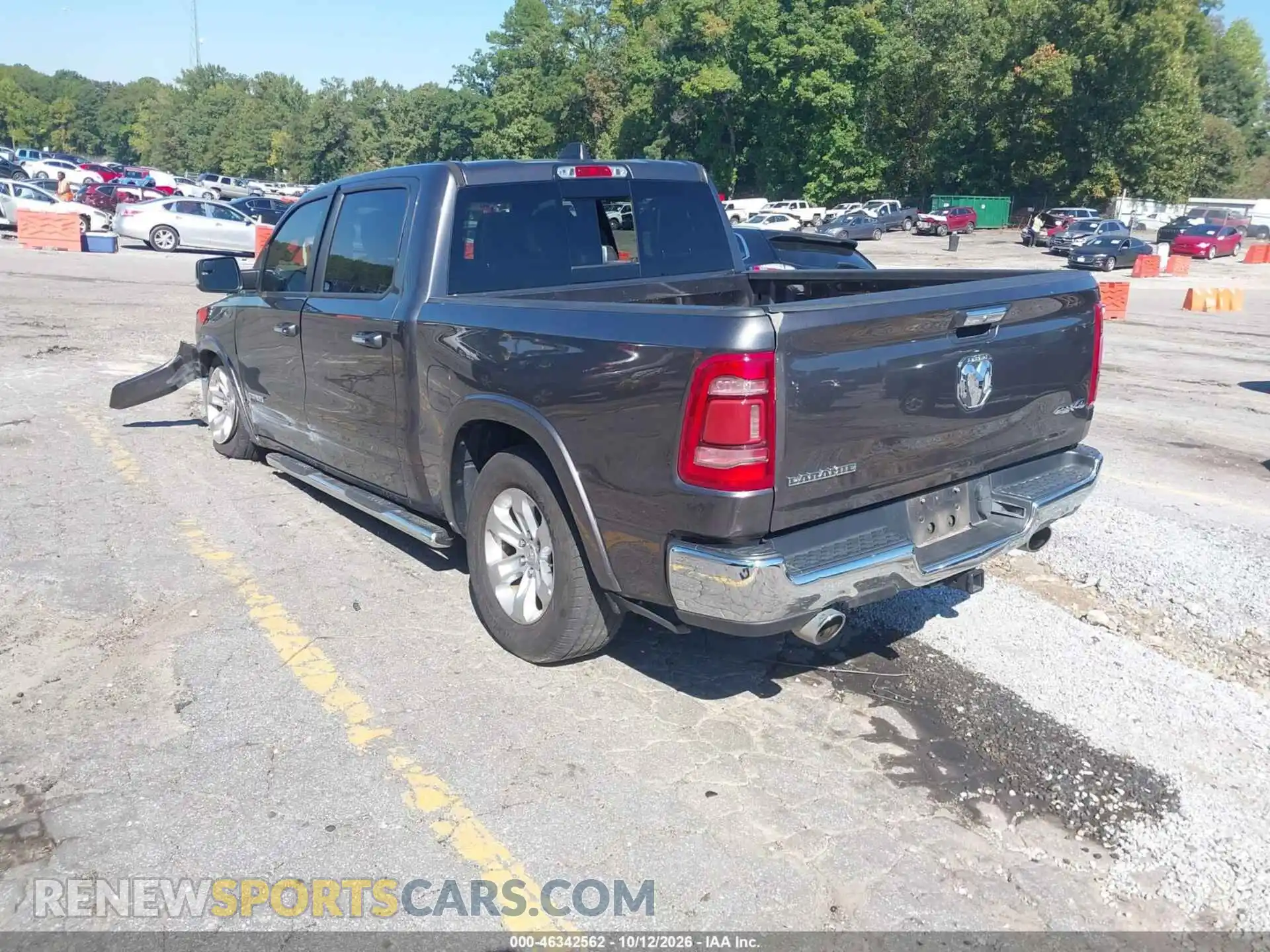 3 Photograph of a damaged car 1C6SRFJT0NN434589 RAM 1500 2022