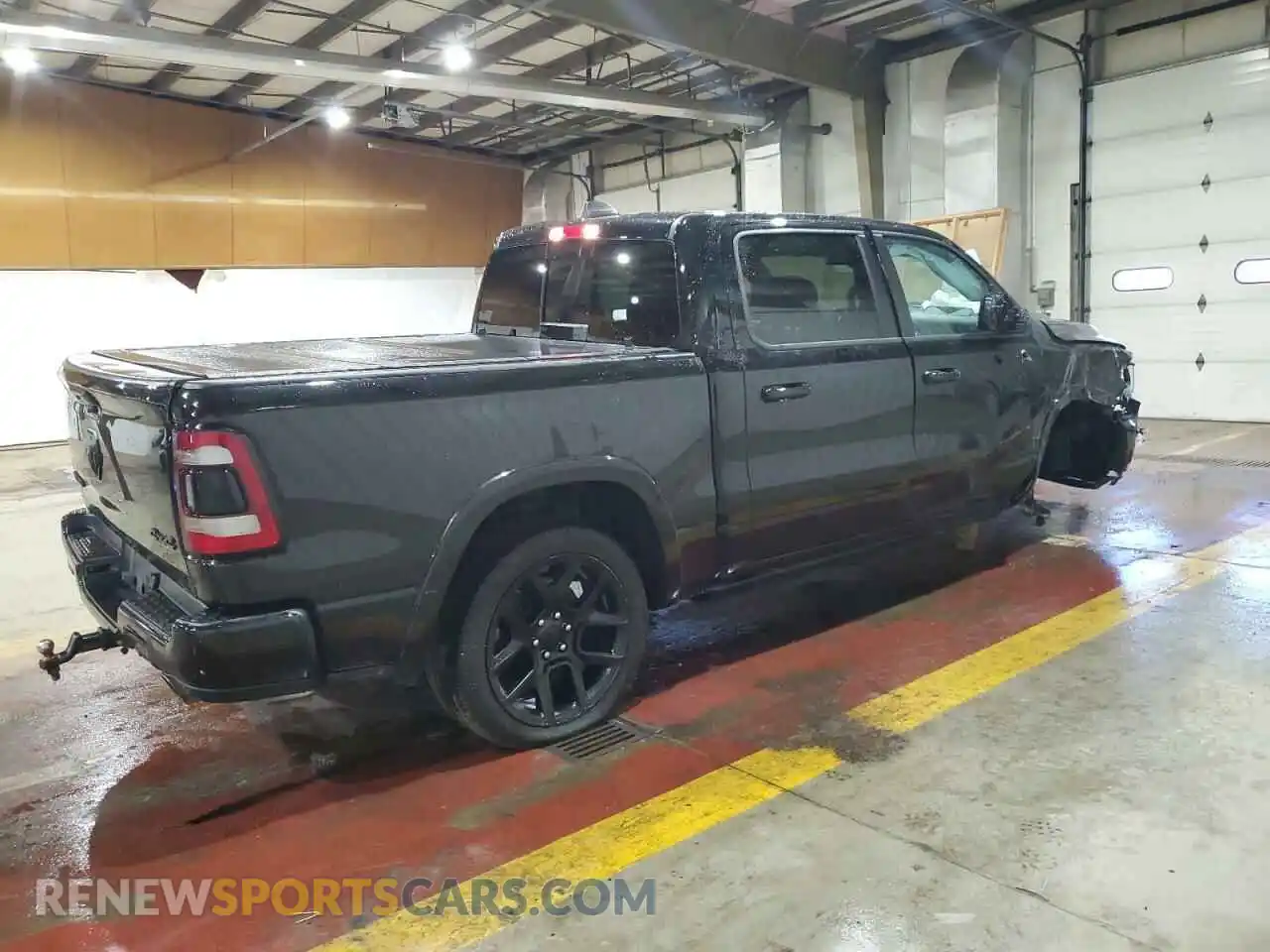 3 Photograph of a damaged car 1C6SRFJT1NN322576 RAM 1500 2022