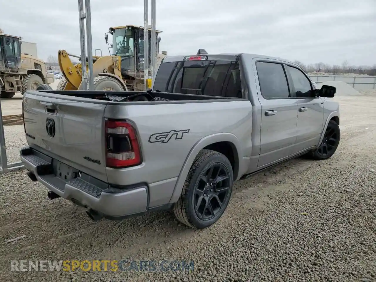 3 Photograph of a damaged car 1C6SRFJT4NN214193 RAM 1500 2022