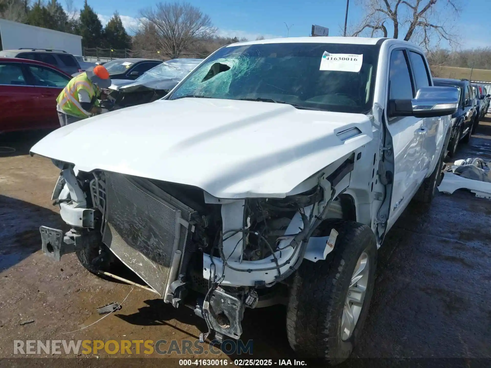 2 fotografías del automóvil dañado 1C6SRFJT4NN248408 RAM 1500 2022