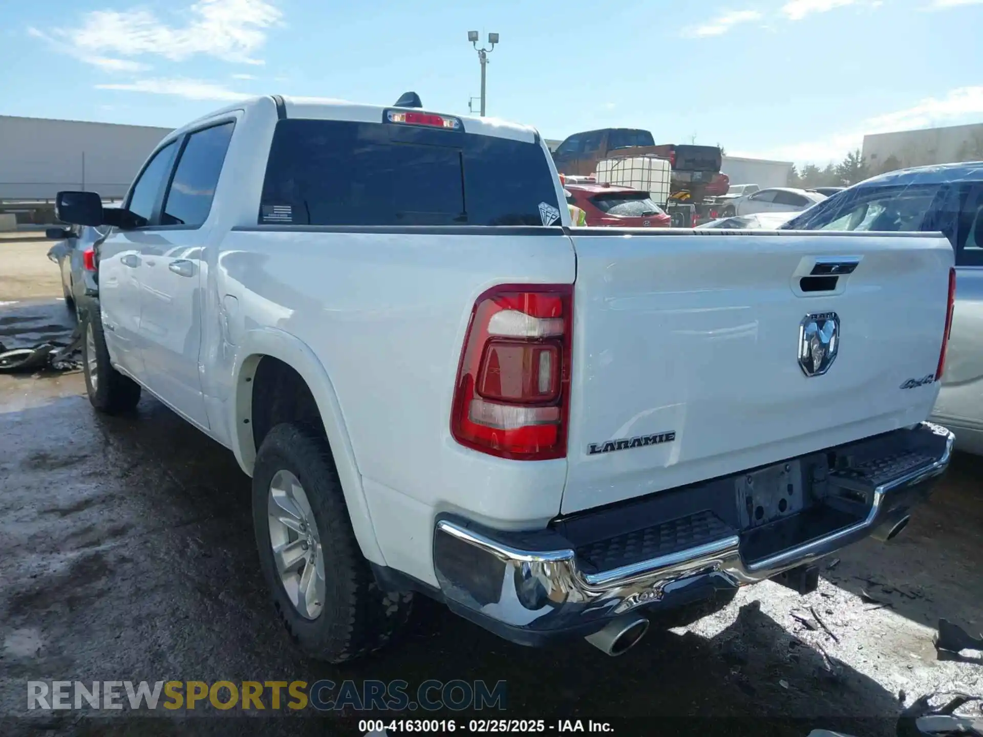 3 fotografías del automóvil dañado 1C6SRFJT4NN248408 RAM 1500 2022