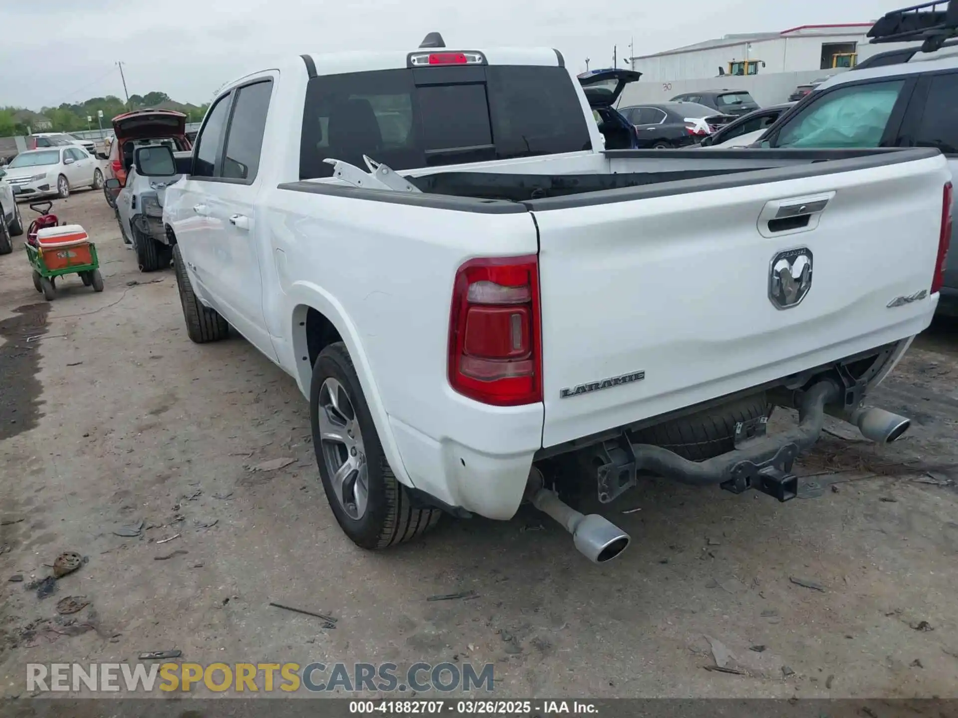 3 fotografías del automóvil dañado 1C6SRFJT4NN330459 RAM 1500 2022