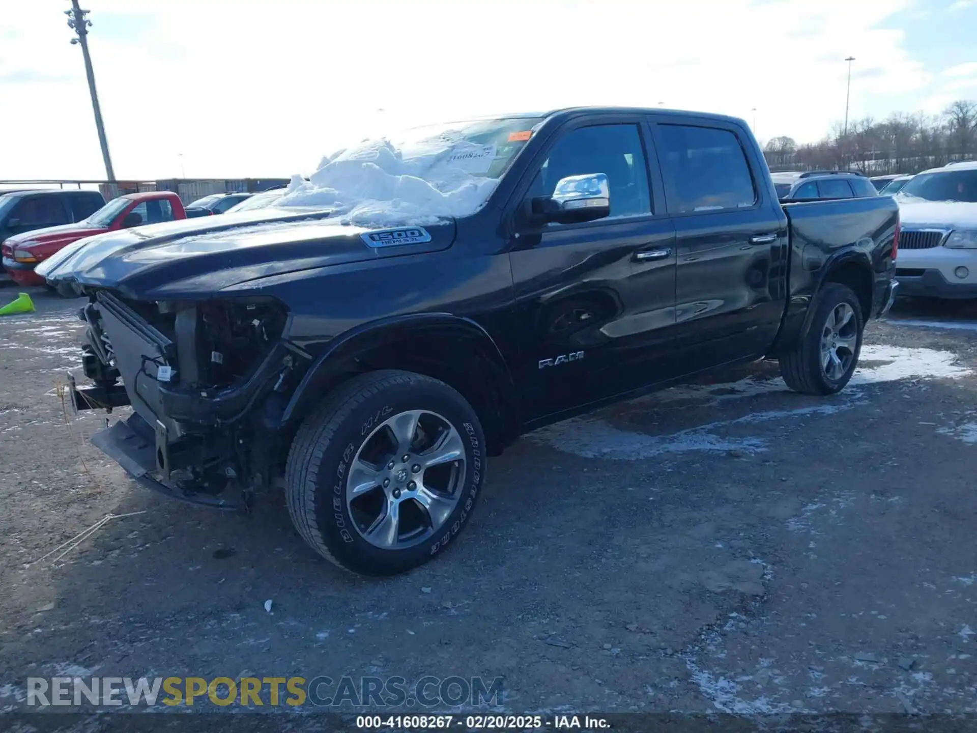 2 Photograph of a damaged car 1C6SRFJT5NN214848 RAM 1500 2022