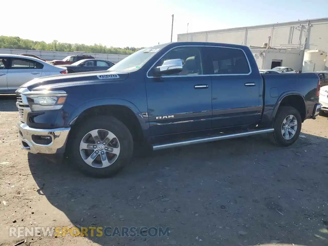 1 Photograph of a damaged car 1C6SRFJT5NN321186 RAM 1500 2022