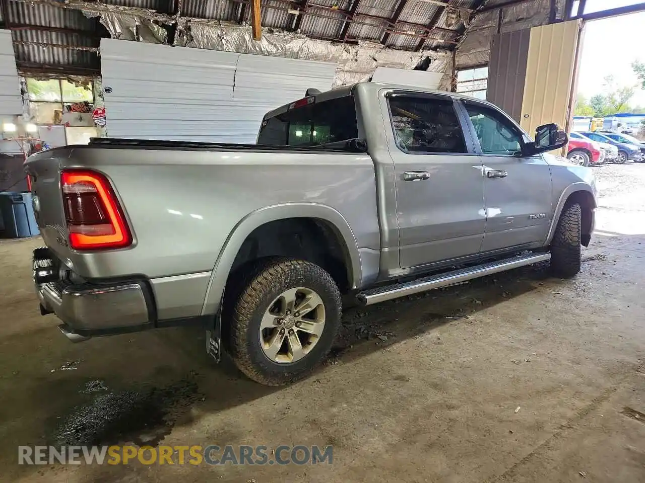 3 fotografías del automóvil dañado 1C6SRFJT6NN163344 RAM 1500 2022