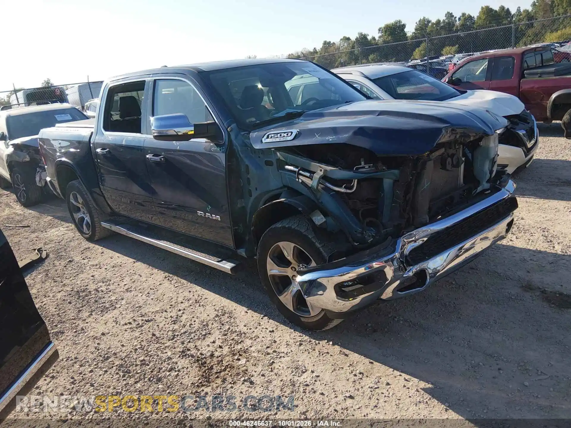 1 Photograph of a damaged car 1C6SRFJT6NN376875 RAM 1500 2022