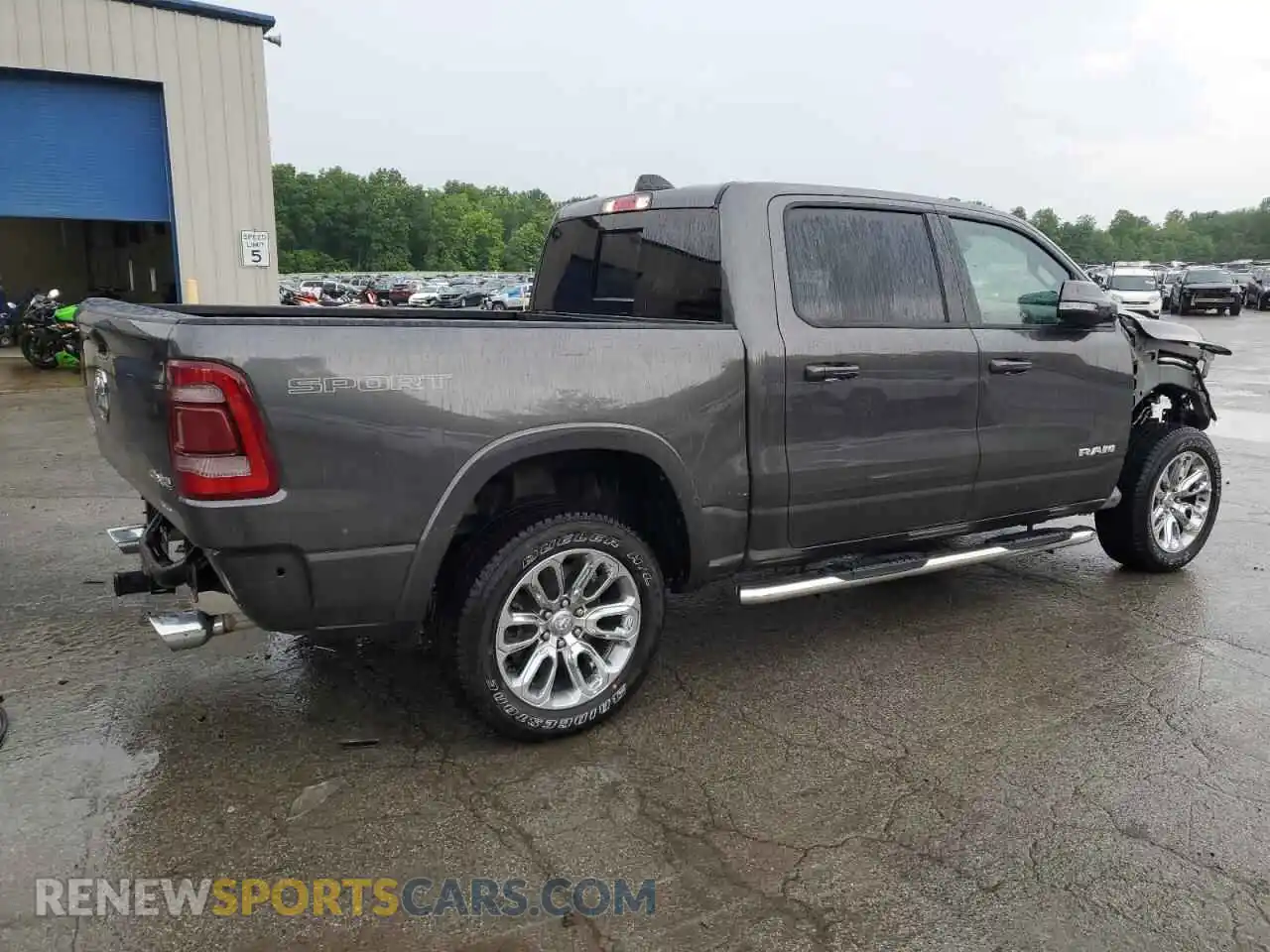 3 Photograph of a damaged car 1C6SRFJTXNN447995 RAM 1500 2022