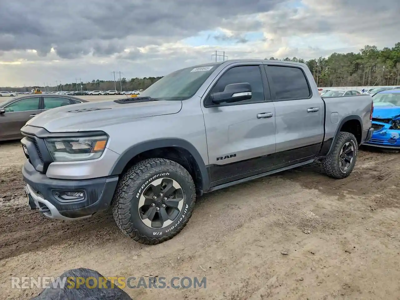 1 Photograph of a damaged car 1C6SRFLT4NN353141 RAM 1500 2022
