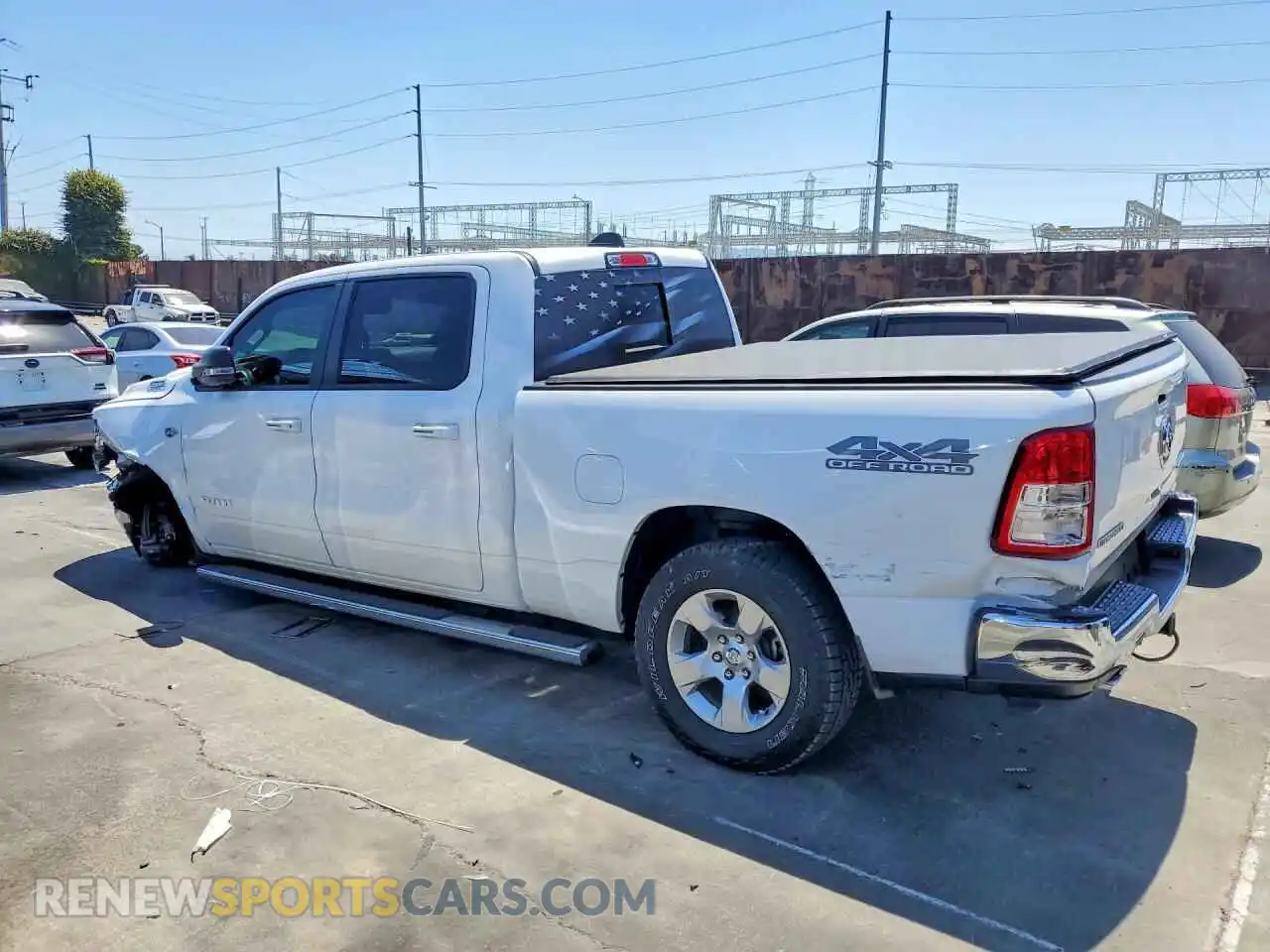 2 fotografías del automóvil dañado 1C6SRFMT3NN453696 RAM 1500 2022