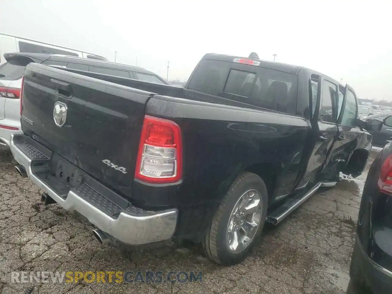 3 Photograph of a damaged car 1C6SRFMTXNN142413 RAM 1500 2022
