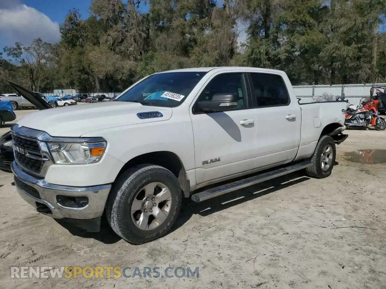 1 Photograph of a damaged car 1C6SRFMTXNN339209 RAM 1500 2022