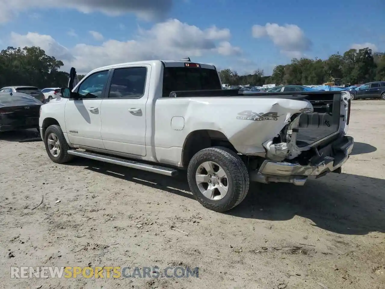 2 Photograph of a damaged car 1C6SRFMTXNN339209 RAM 1500 2022