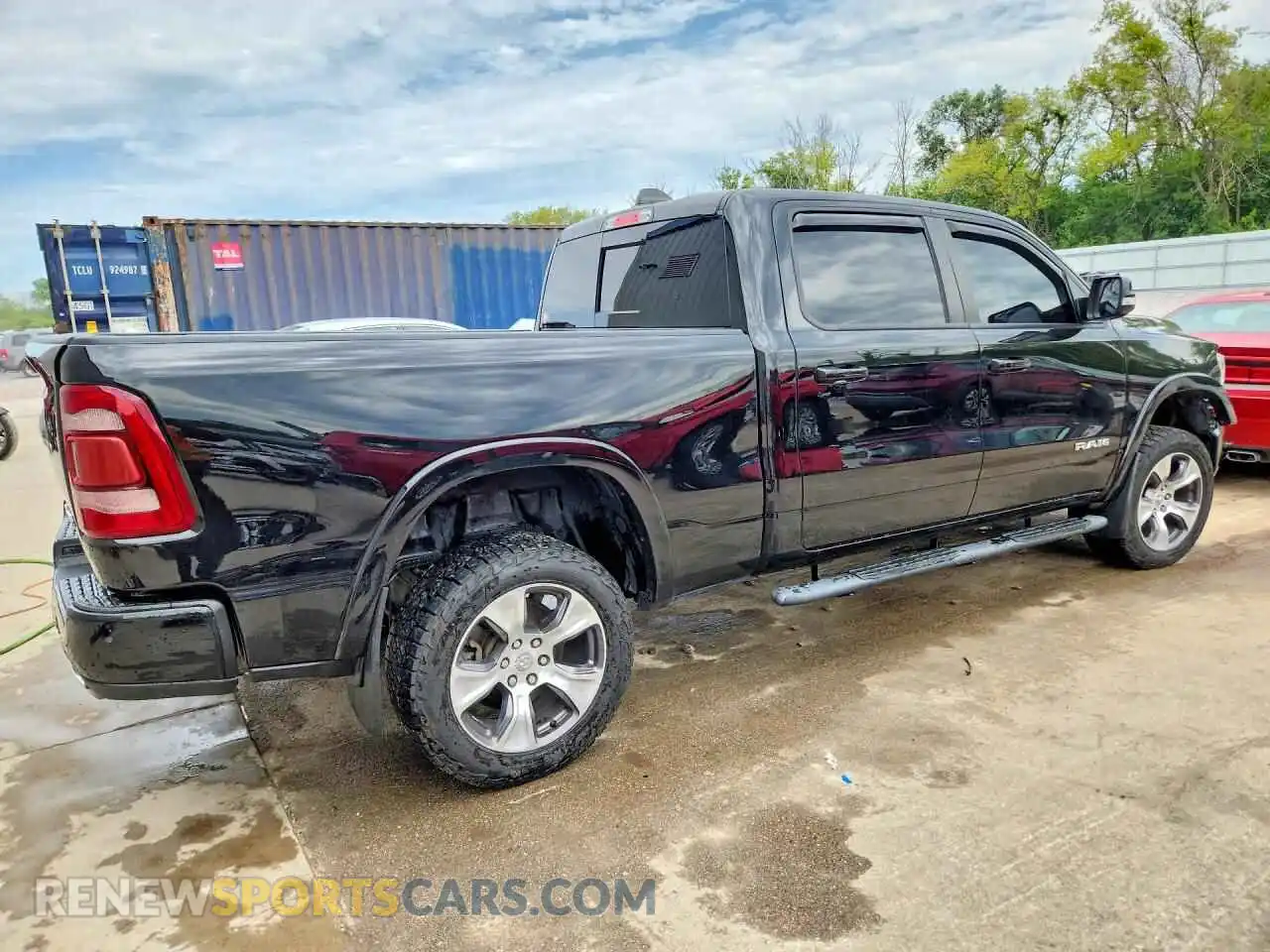 3 Photograph of a damaged car 1C6SRFRT4NN434776 RAM 1500 2022