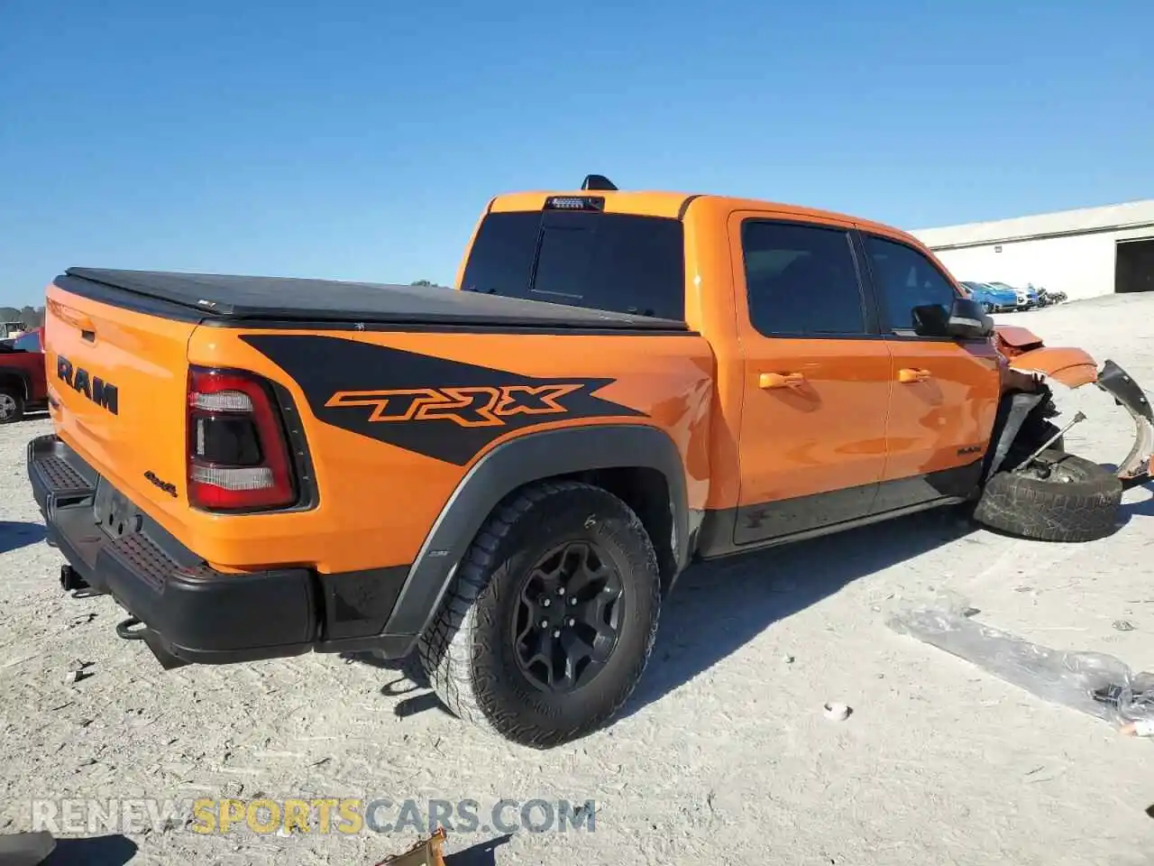 3 Photograph of a damaged car 1C6SRFU92NN148968 RAM 1500 2022