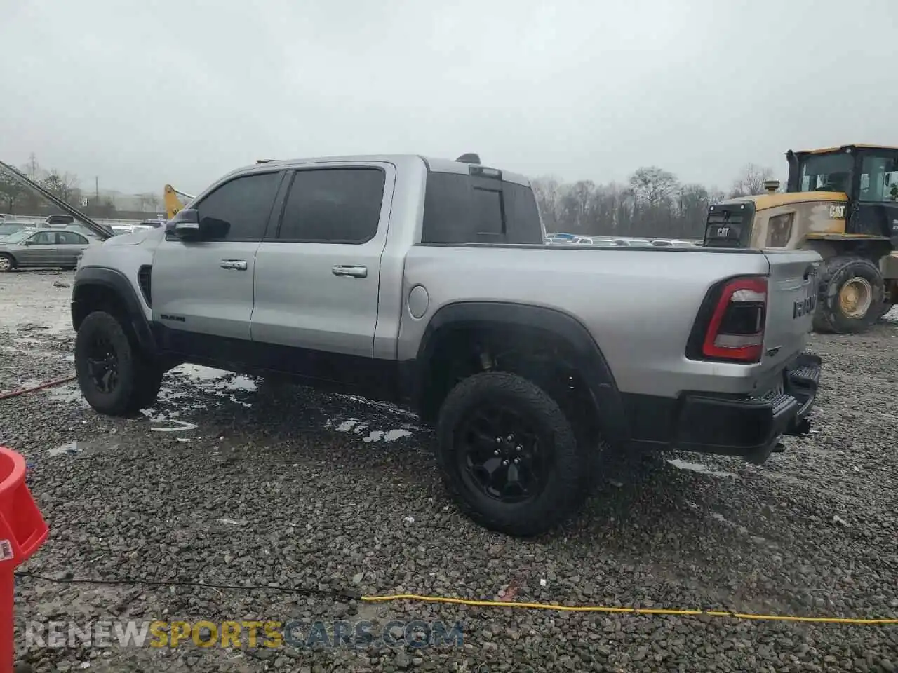 2 Photograph of a damaged car 1C6SRFU95NN192933 RAM 1500 2022