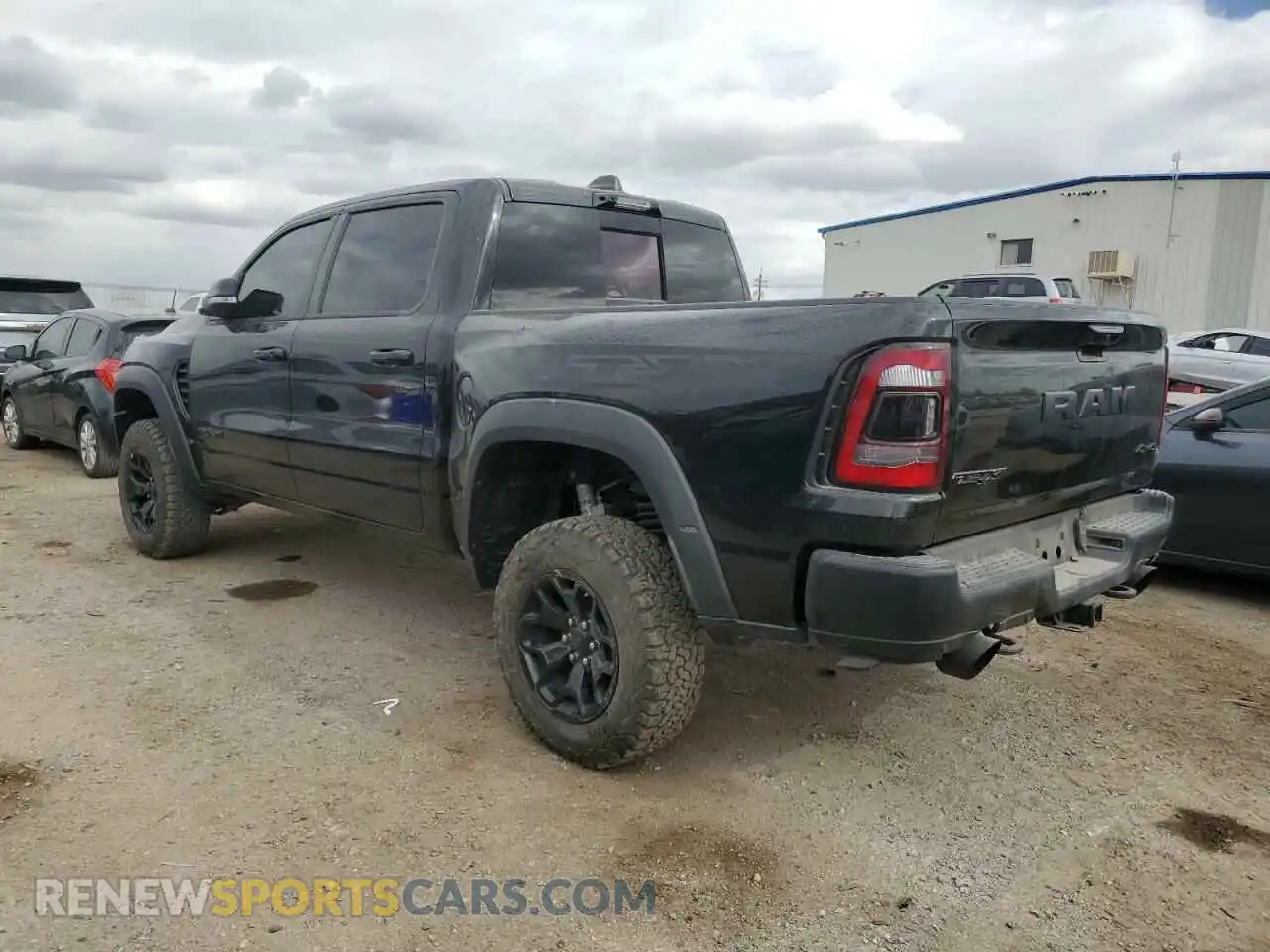 2 Photograph of a damaged car 1C6SRFU98NN345269 RAM 1500 2022