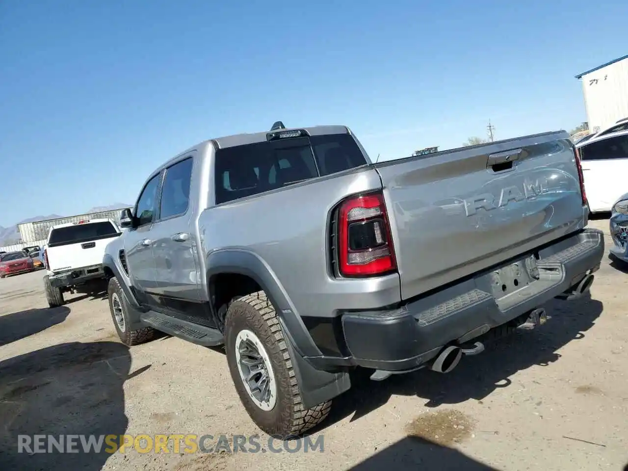 2 Photograph of a damaged car 1C6SRFU99NN120892 RAM 1500 2022
