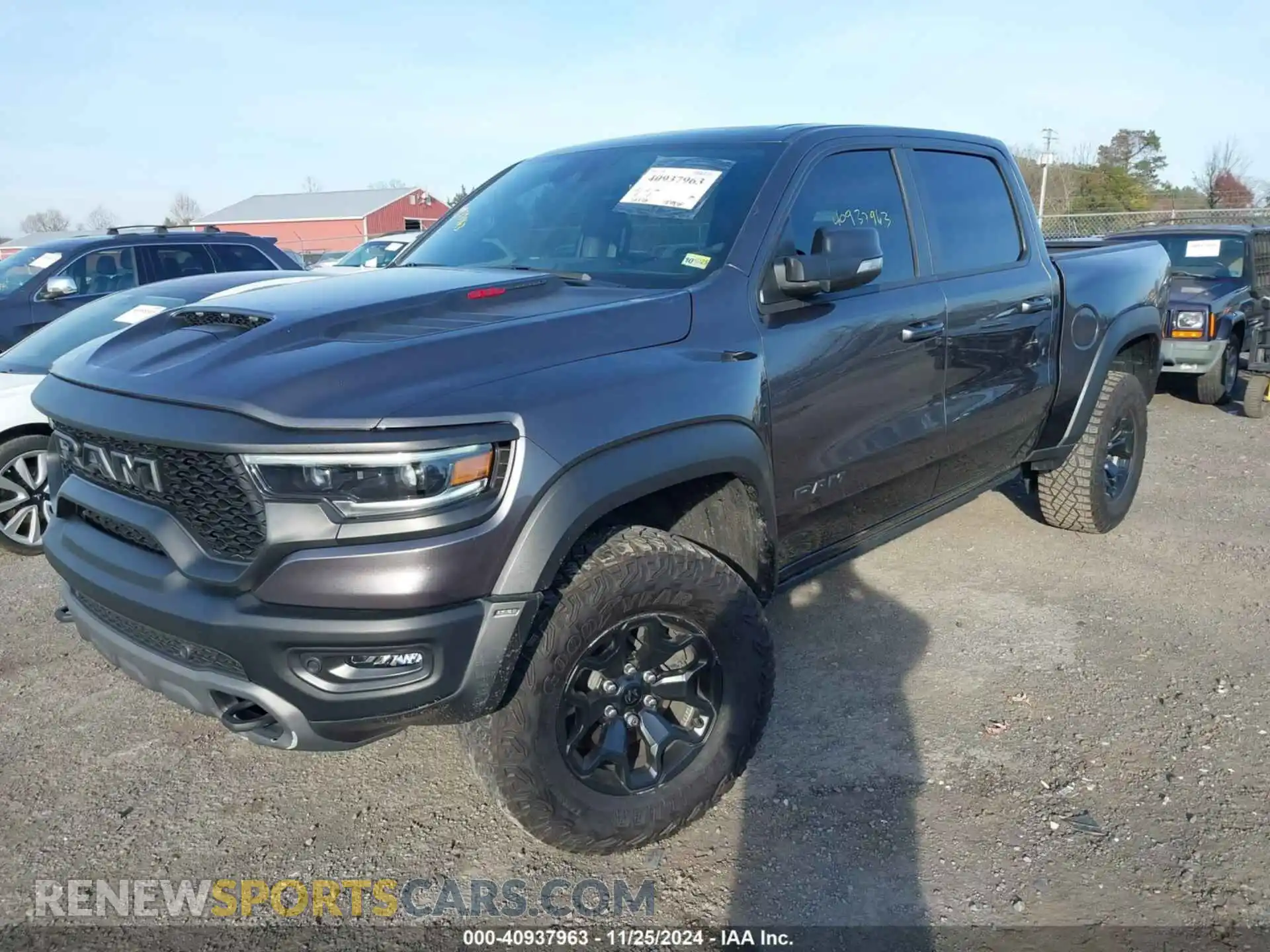 2 Photograph of a damaged car 1C6SRFU99NN144769 RAM 1500 2022