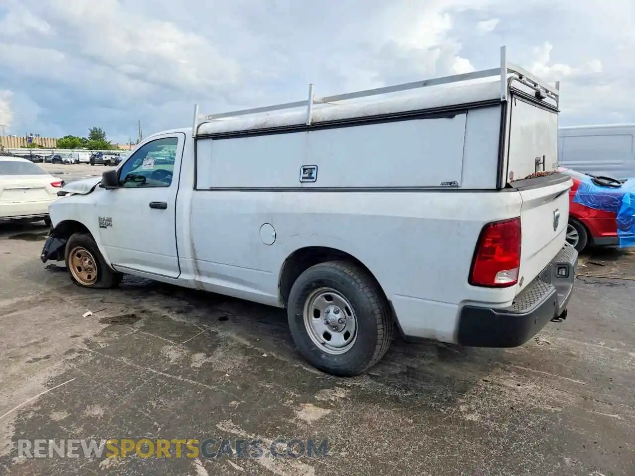 2 fotografías del automóvil dañado 3C6JR6DG0NG265547 RAM 1500 2022