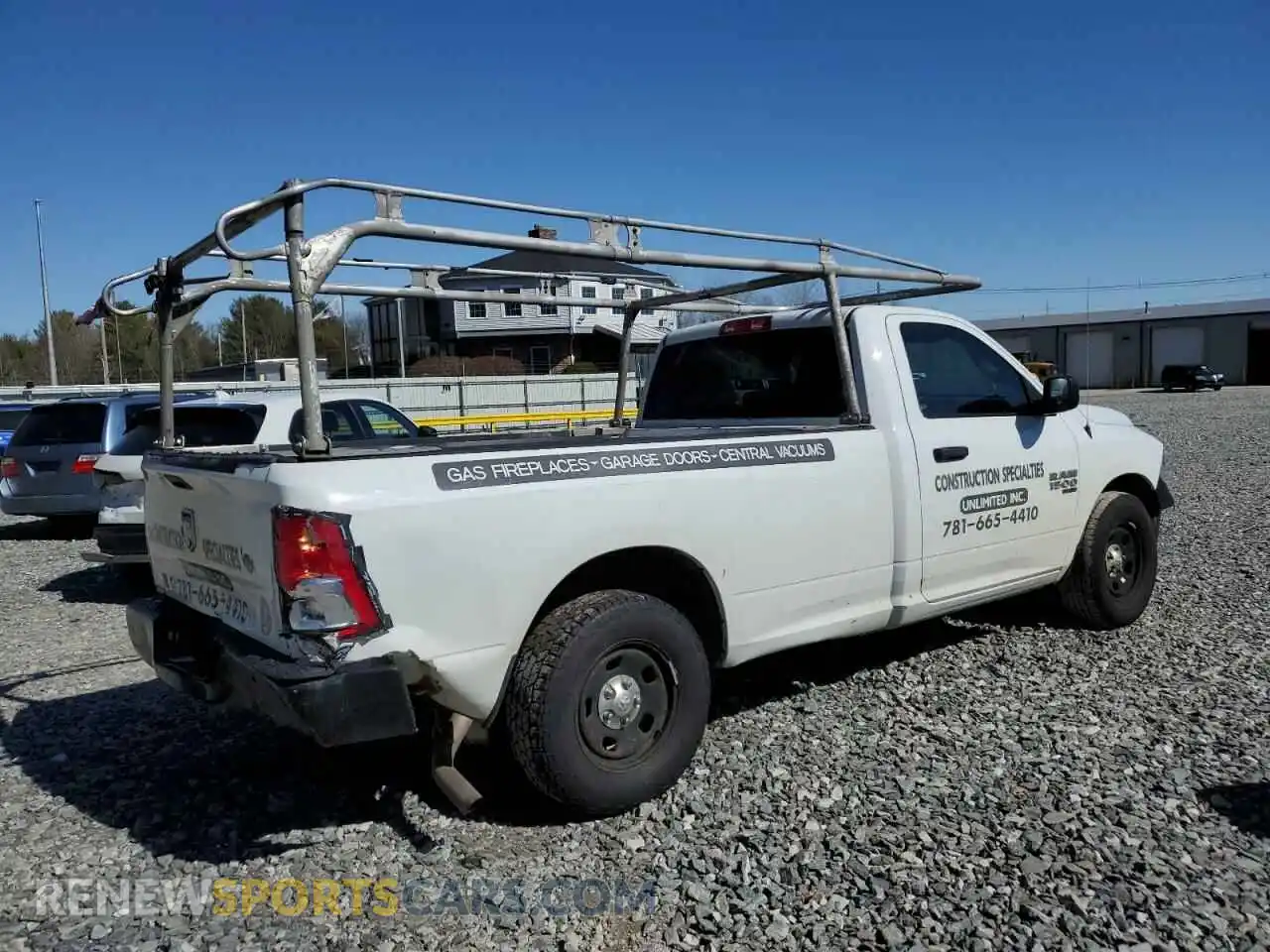 3 Photograph of a damaged car 3C6JR6DG0NG422476 RAM 1500 2022