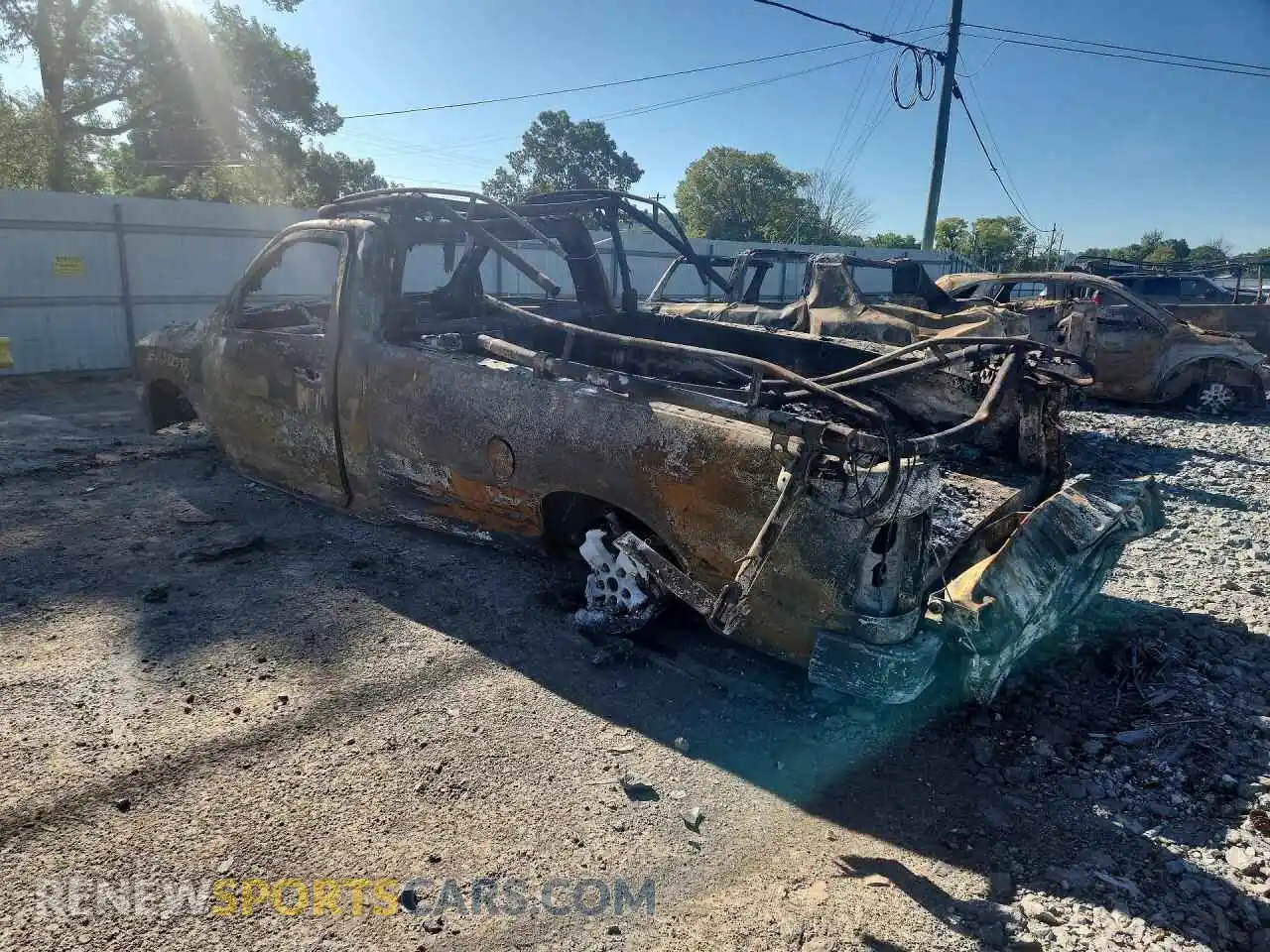 2 Photograph of a damaged car 3C6JR6DG9NG427207 RAM 1500 2022