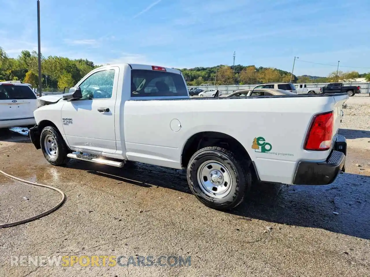 2 fotografías del automóvil dañado 3C6JR6DGXNG429452 RAM 1500 2022