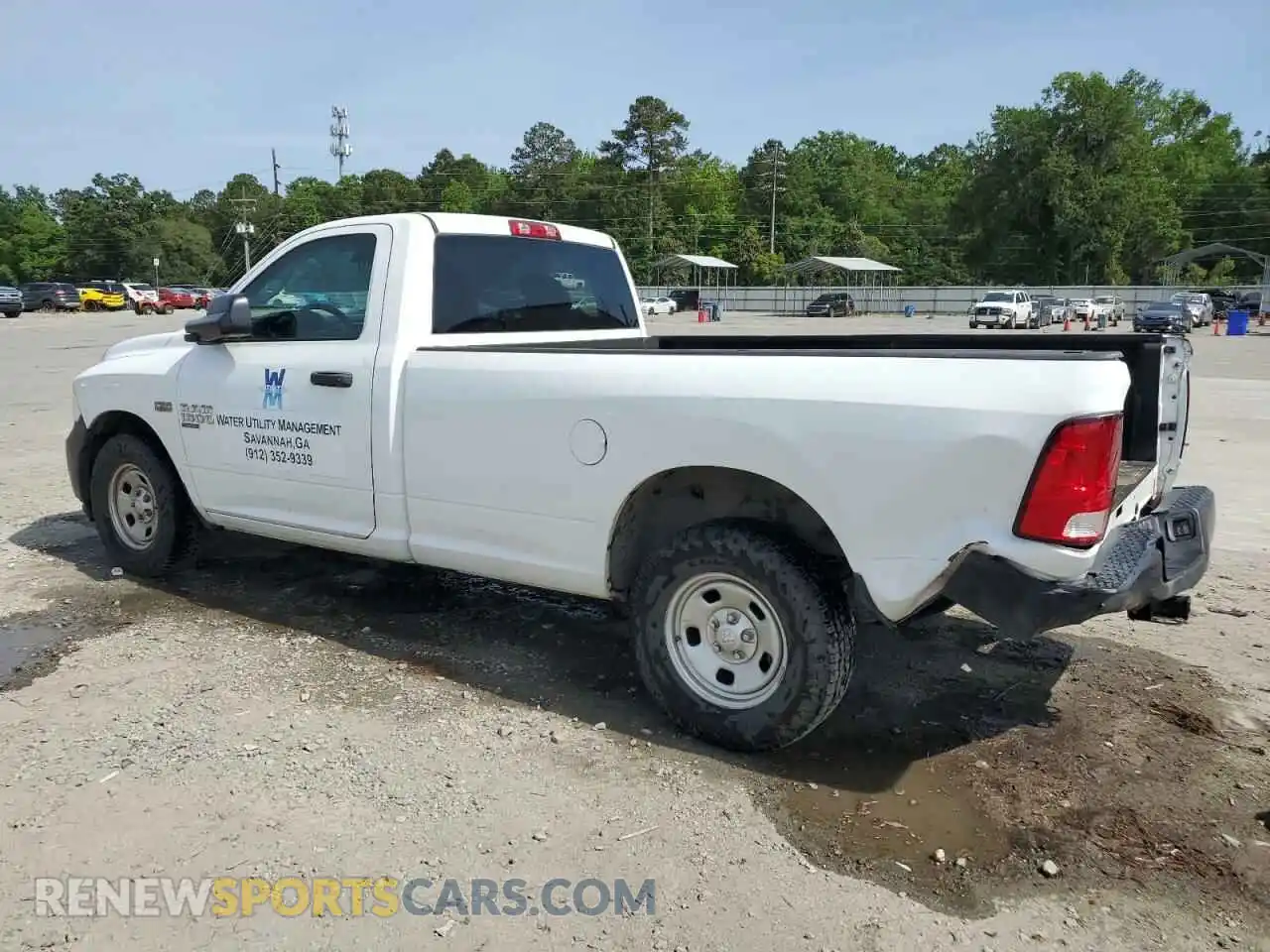 2 Photograph of a damaged car 3C6JR6DT4NG172298 RAM 1500 2022