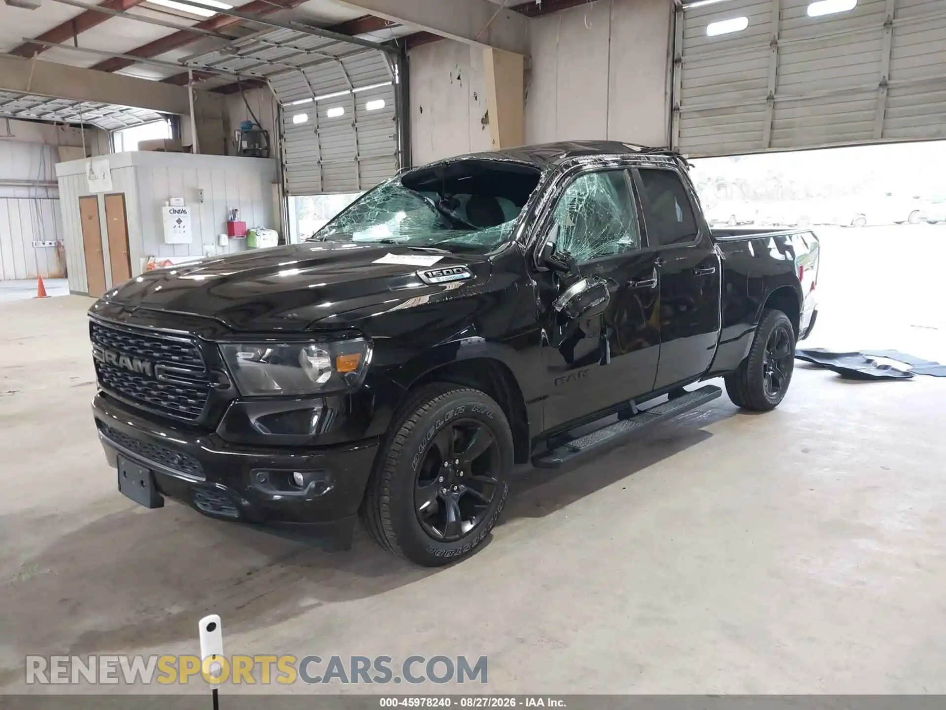 2 Фотография поврежденного автомобиля 1C6RREBG7PN626573 RAM 1500 2023