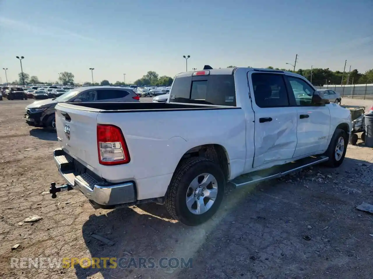 3 fotografías del automóvil dañado 1C6RREFT6PN619606 RAM 1500 2023