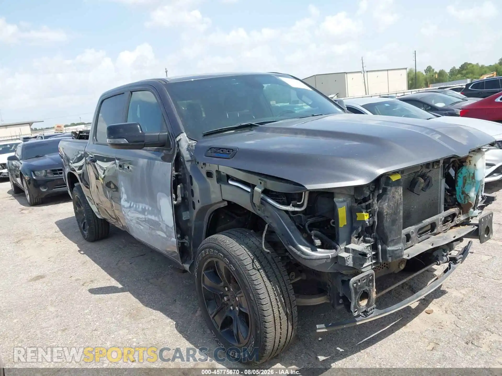 1 Photograph of a damaged car 1C6RREFT8PN565452 RAM 1500 2023