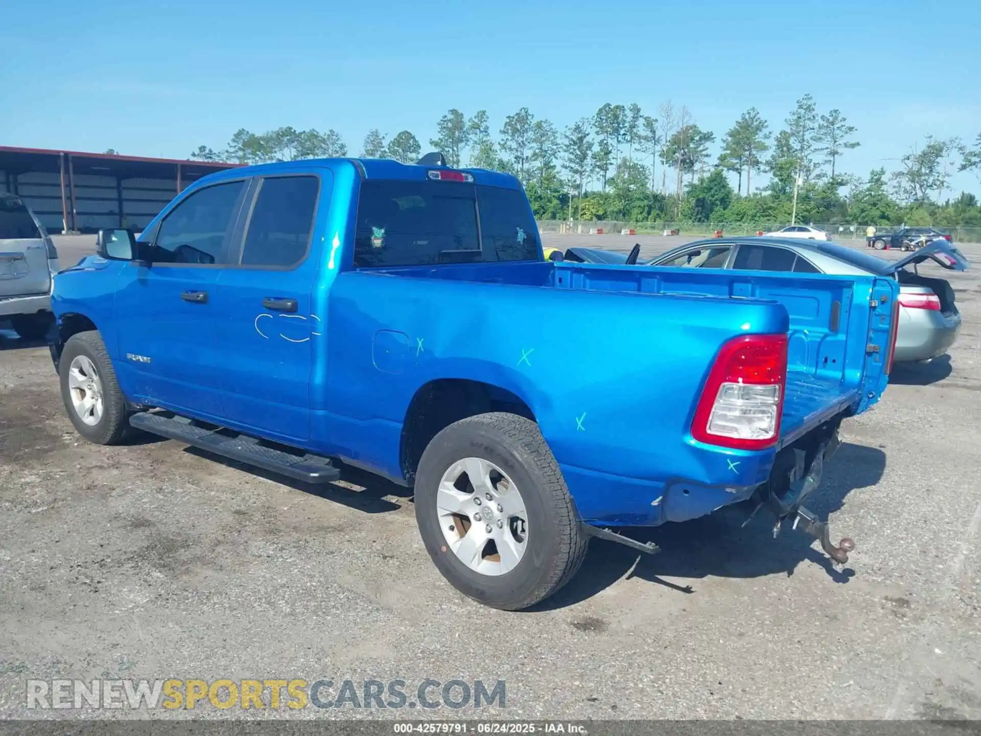 3 fotografías del automóvil dañado 1C6RRFBG9PN596157 RAM 1500 2023