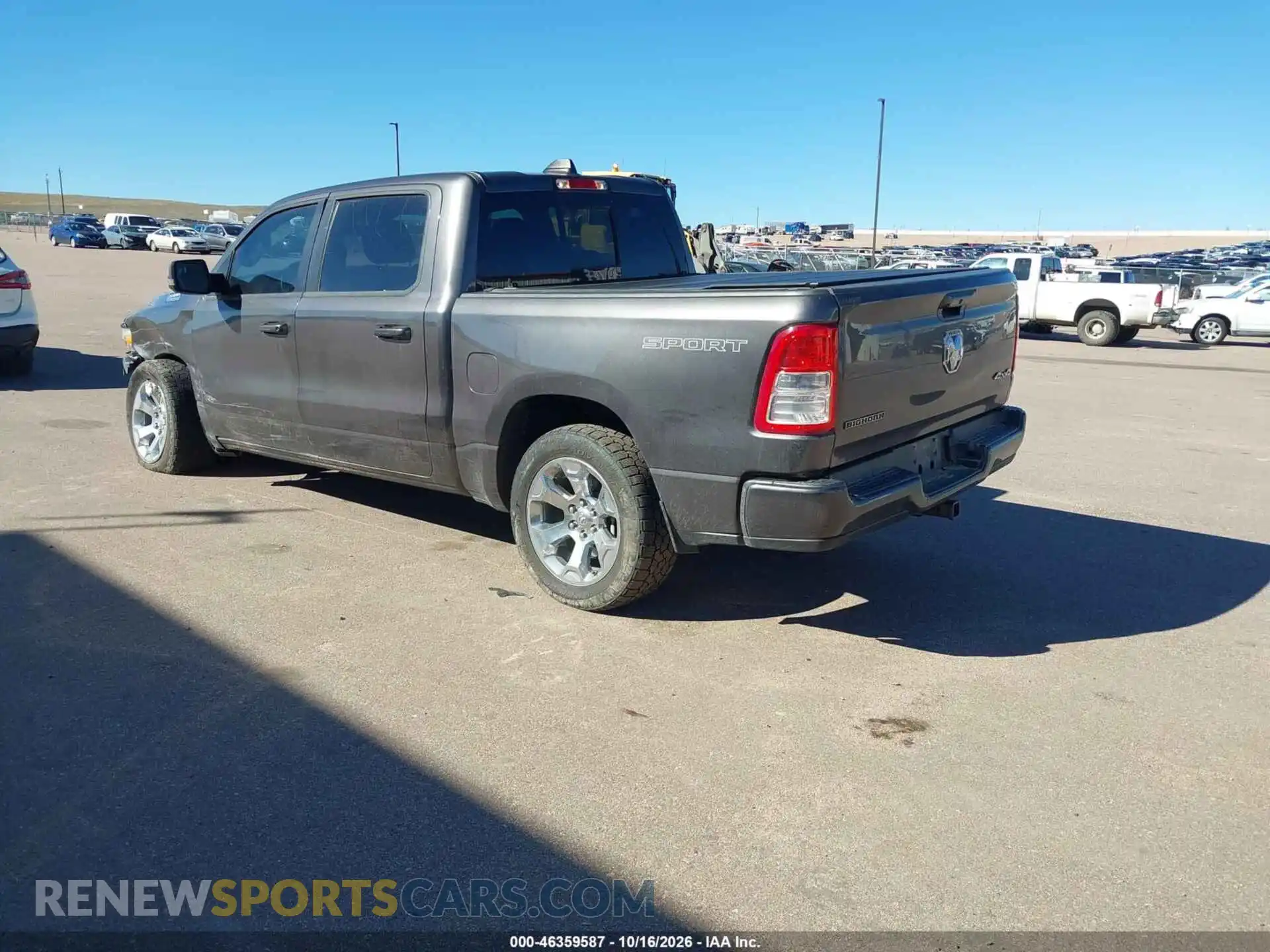 3 fotografías del automóvil dañado 1C6RRFFG2PN666771 RAM 1500 2023