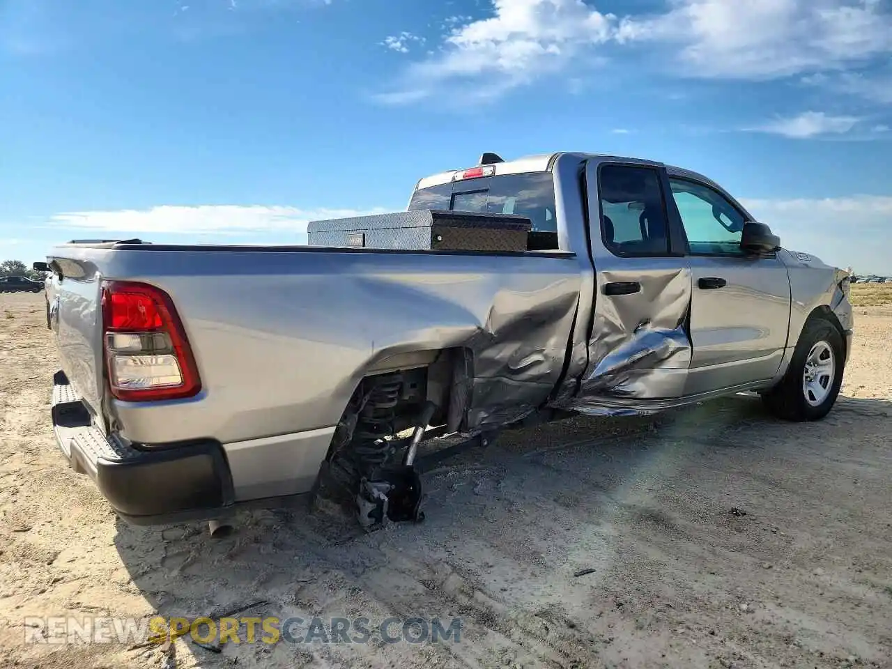 3 Фотография поврежденного автомобиля 1C6SRECG1PN676918 RAM 1500 2023