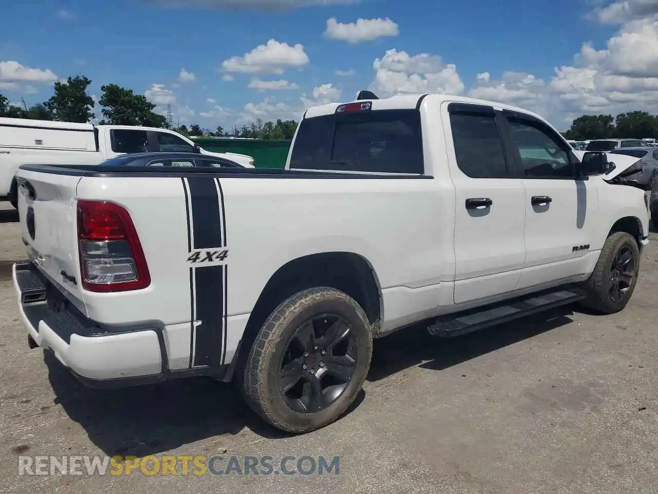 3 Photograph of a damaged car 1C6SRFBT3PN543310 RAM 1500 2023