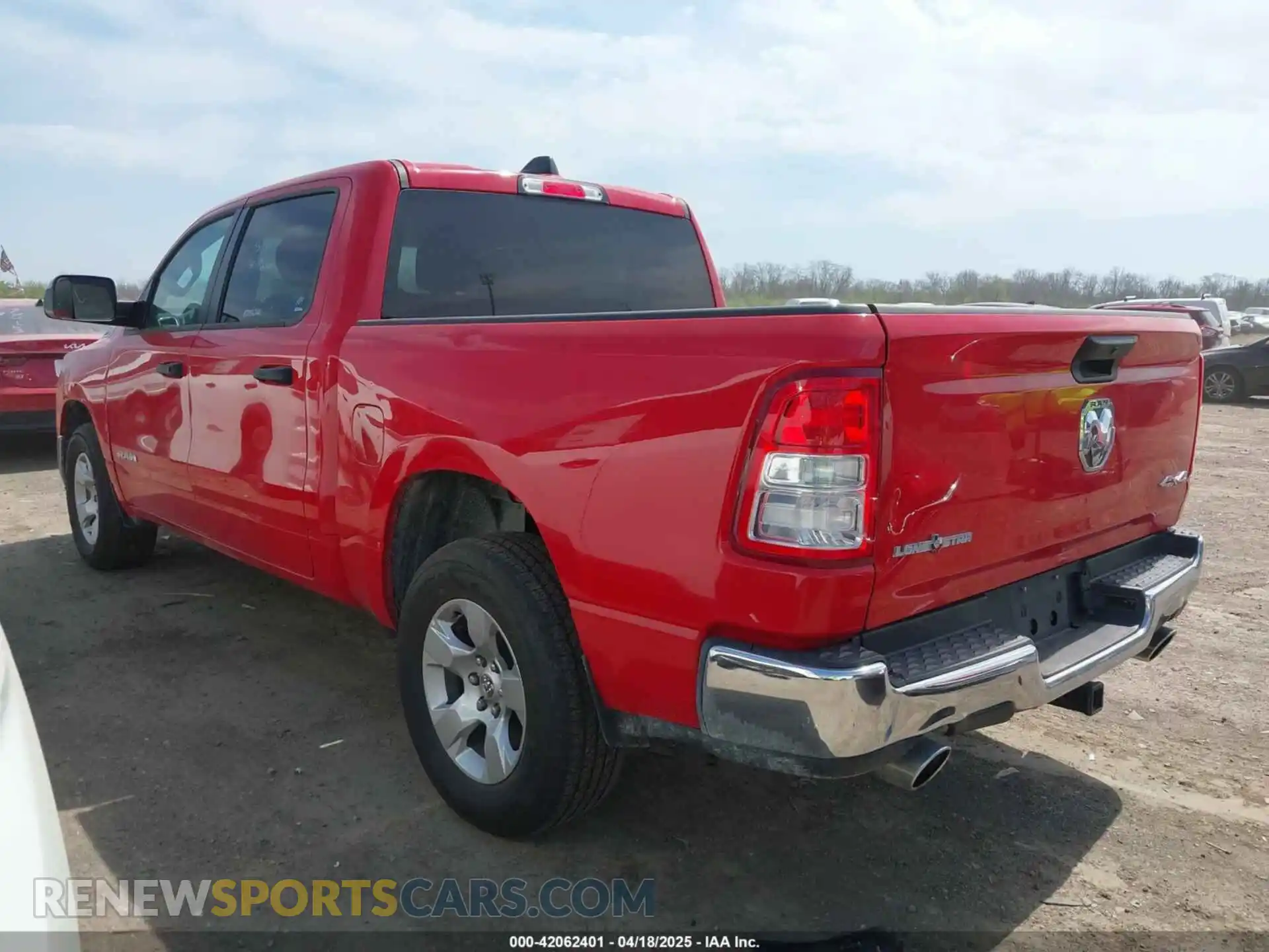 3 Photograph of a damaged car 1C6SRFFT3PN654742 RAM 1500 2023