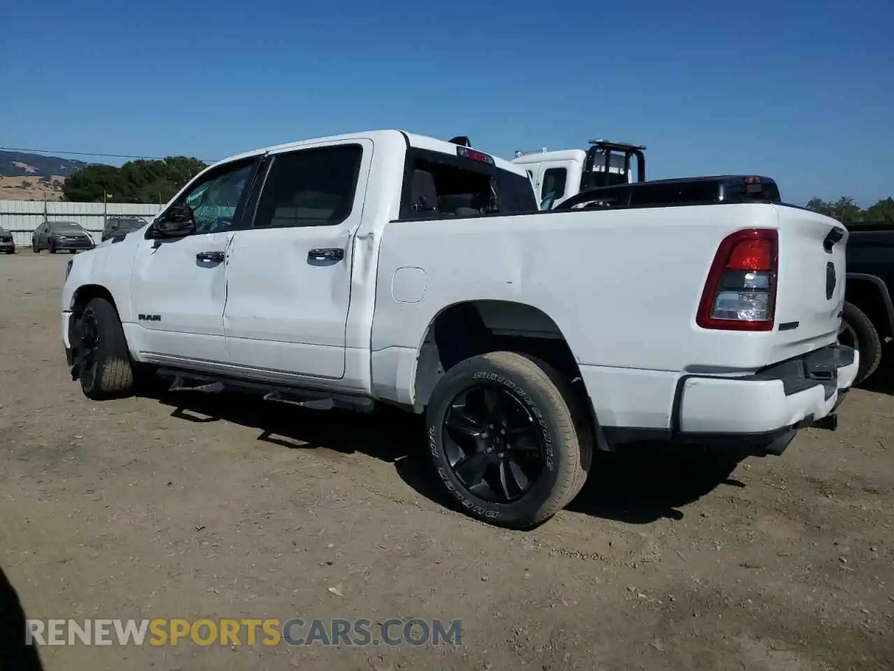 2 Фотография поврежденного автомобиля 1C6SRFFT5PN652314 RAM 1500 2023