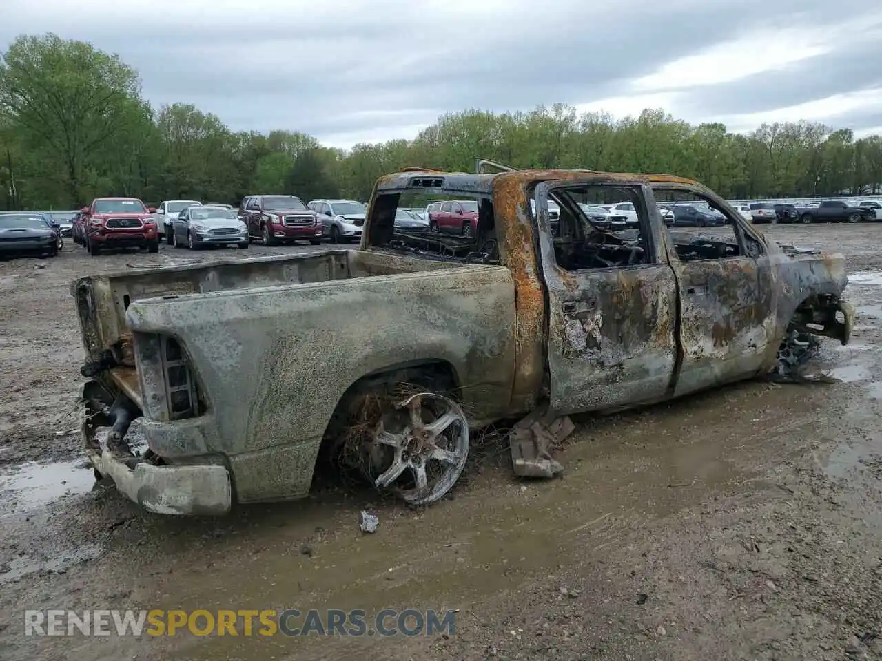 3 Photograph of a damaged car 1C6SRFFTXPN689259 RAM 1500 2023