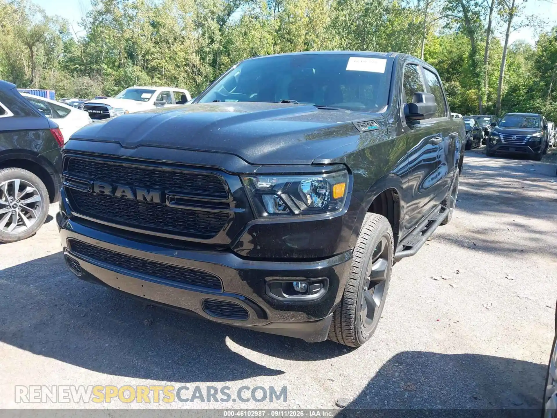 2 fotografías del automóvil dañado 1C6SRFGT4PN631758 RAM 1500 2023