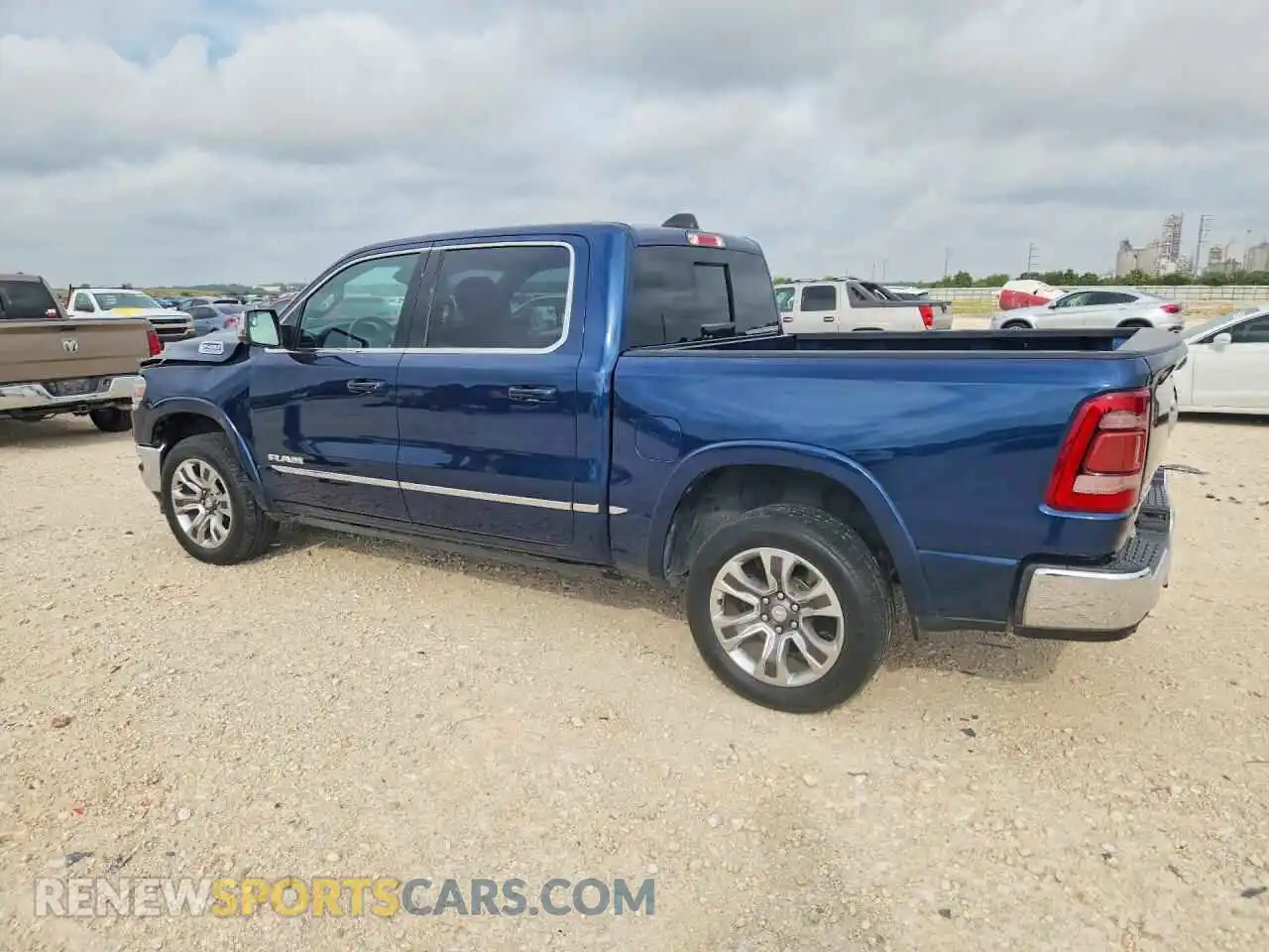 2 Photograph of a damaged car 1C6SRFHT3PN527342 RAM 1500 2023
