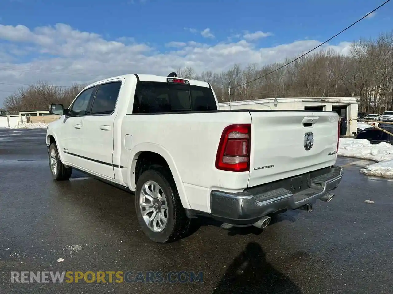 2 fotografías del automóvil dañado 1C6SRFHT9PN540046 RAM 1500 2023
