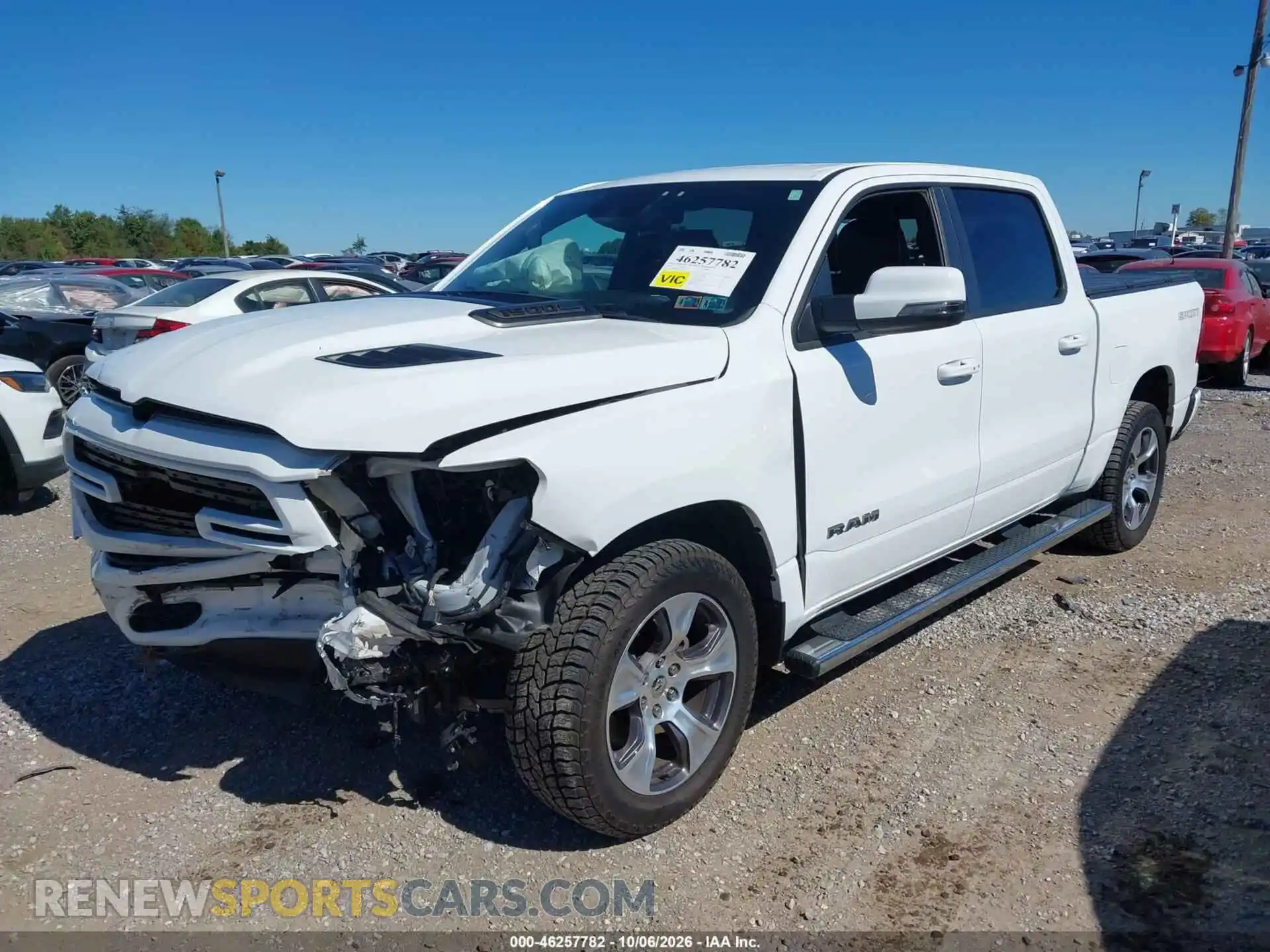 2 fotografías del automóvil dañado 1C6SRFJT4PN538117 RAM 1500 2023