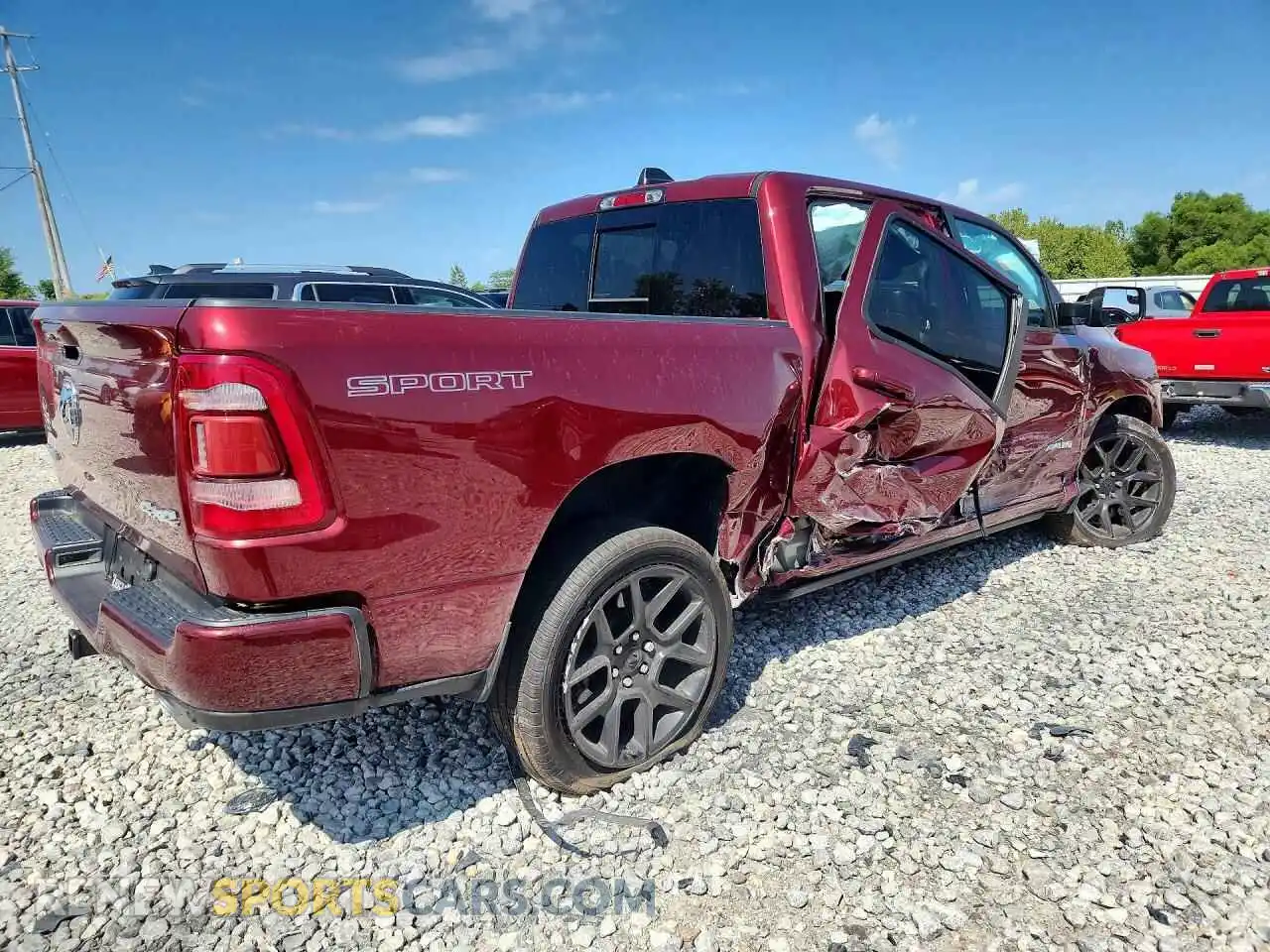 3 Фотография поврежденного автомобиля 1C6SRFJT7PN569152 RAM 1500 2023