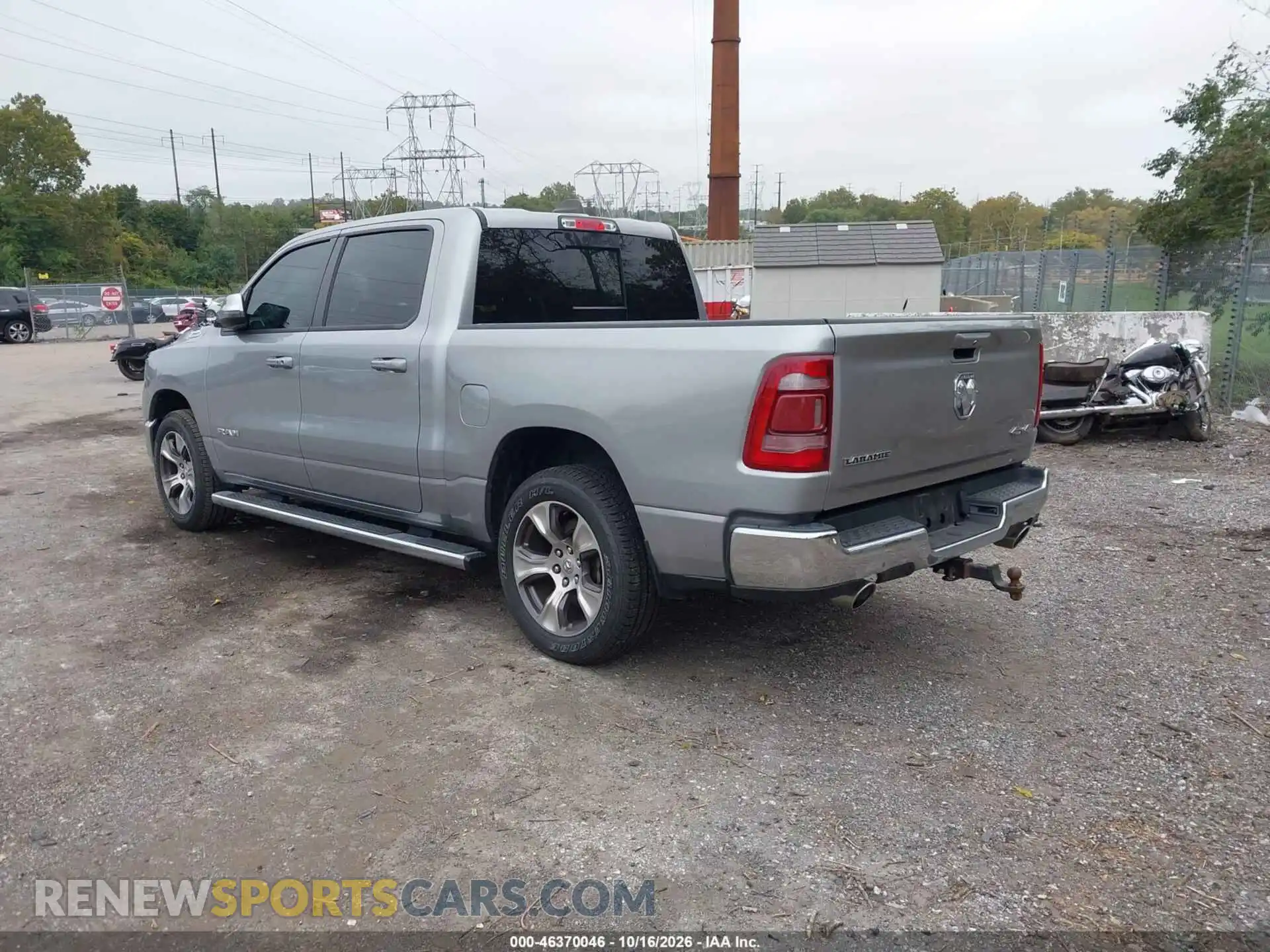 3 Photograph of a damaged car 1C6SRFJTXPN632129 RAM 1500 2023