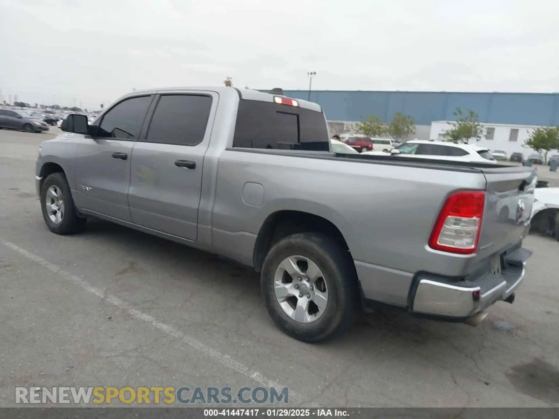 3 Photograph of a damaged car 1C6SRFMT2PN622514 RAM 1500 2023
