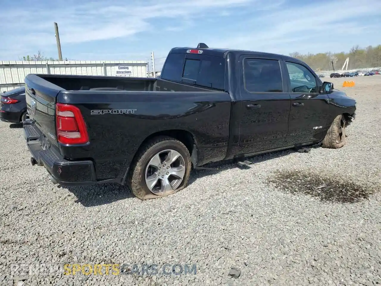 3 Photograph of a damaged car 1C6SRFRT5PN522190 RAM 1500 2023