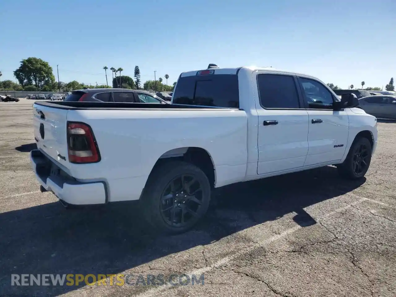 3 Photograph of a damaged car 1C6SRFRT5PN662840 RAM 1500 2023