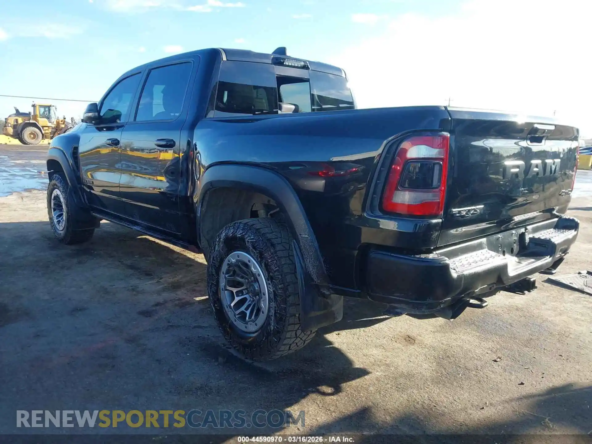 3 Photograph of a damaged car 1C6SRFU93PN564188 RAM 1500 2023