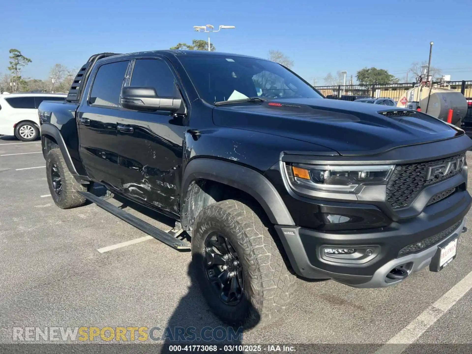 1 Photograph of a damaged car 1C6SRFU9XPN500830 RAM 1500 2023