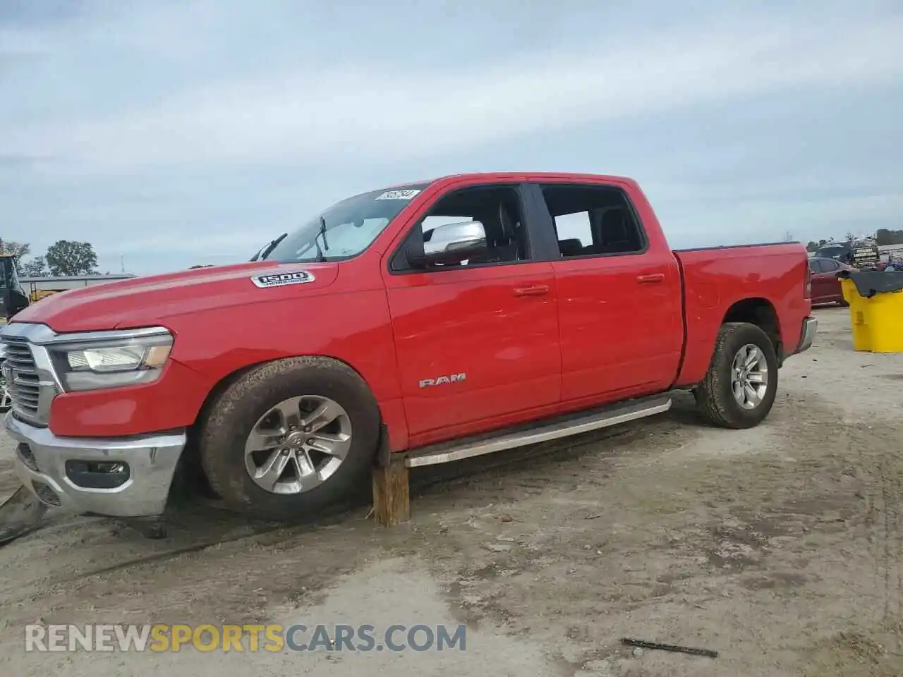 1 Photograph of a damaged car 1C6RREJT1RN111859 RAM 1500 2024