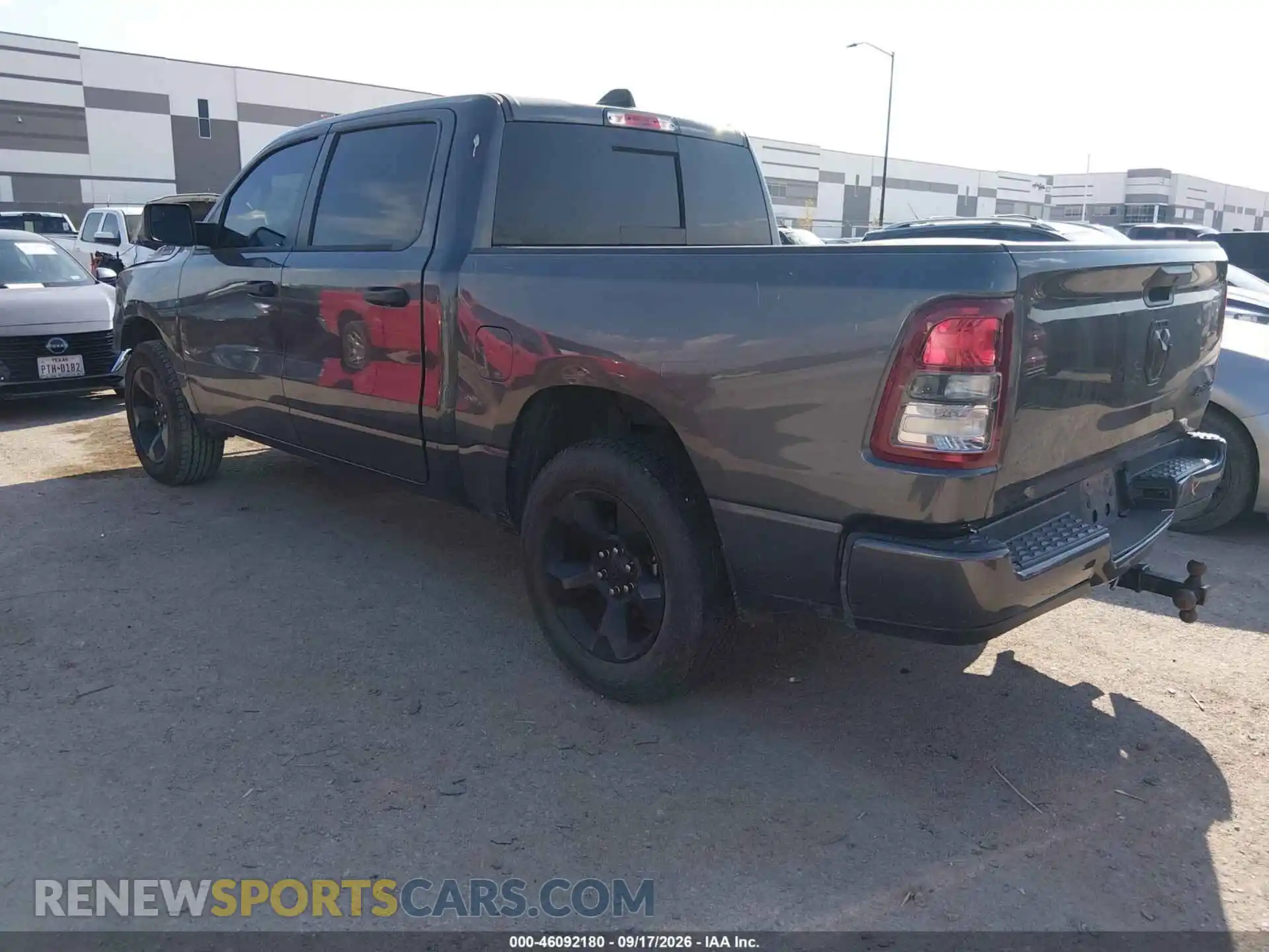3 fotografías del automóvil dañado 1C6RRFGGXRN185913 RAM 1500 2024